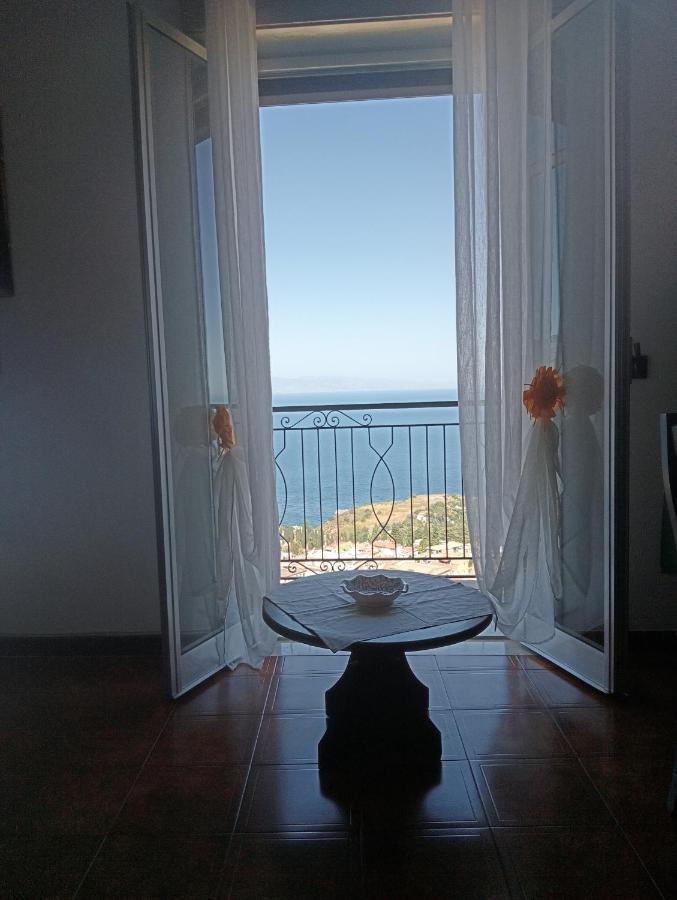 Villa Johnny And Mary'S House Breathtaking View Taormina Kültér fotó
